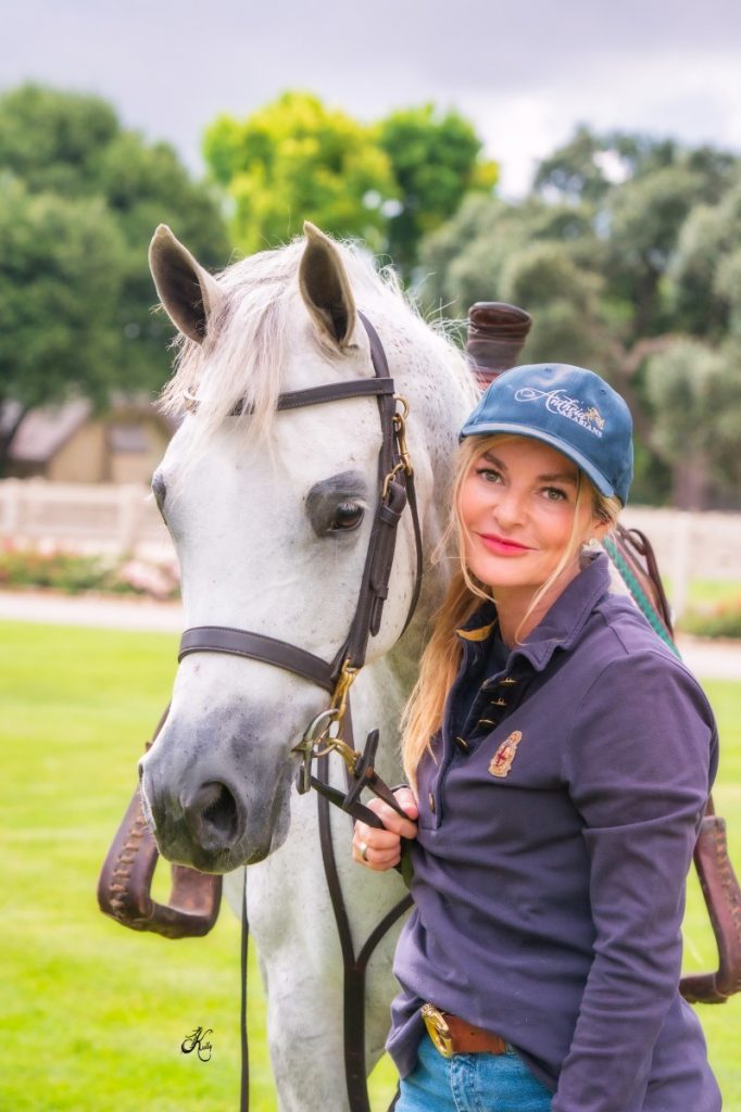 Belle Antheia-440 fin